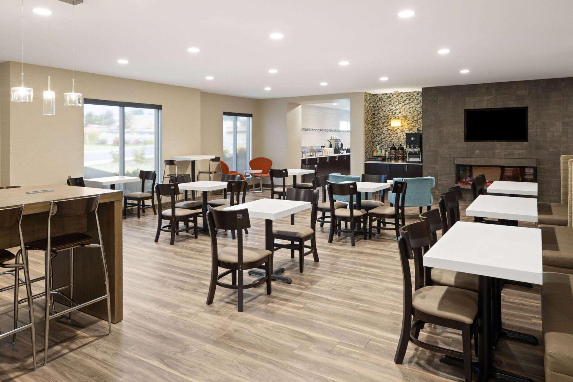 La Quinta Inn & Suites By Wyndham Wenatchee Exteriér fotografie